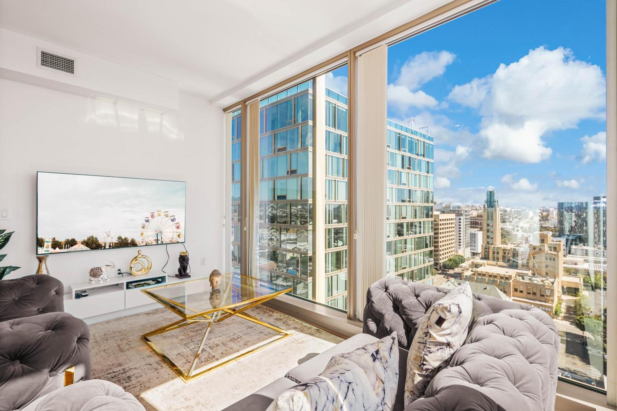Apartamento Beautiful 2 Bedroom Sky View Los Angeles